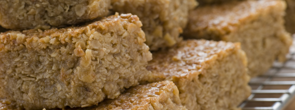 toddler baking ideas - the photo shows some flapjack